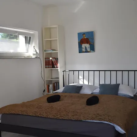 Vlastovka Apartment *